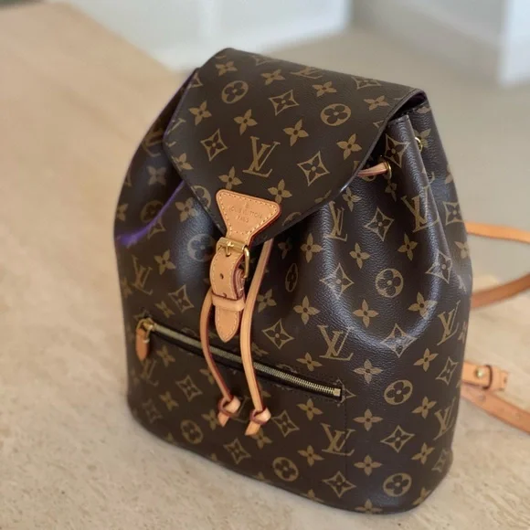 Louis Vuitton | Bags | Beautiful Elegant Lv Montsouris  display picture 2